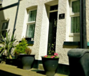 Birds Nest Cottage Looe